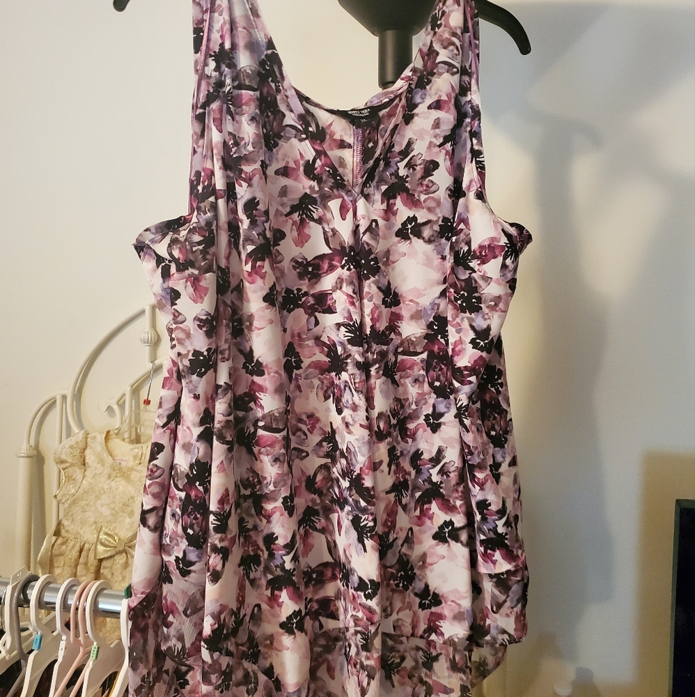Flowy Purple Floral Sleeveless Tunic